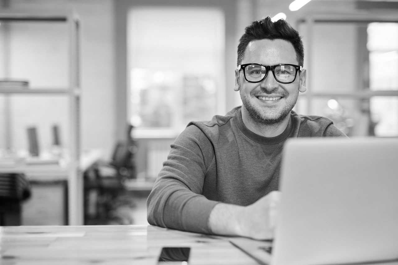sell driving course material online